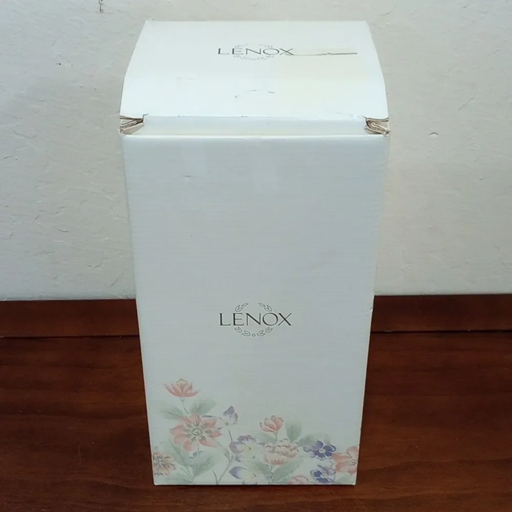 Lenox Frosted Bouquet Fuschia Vase, Vintage!